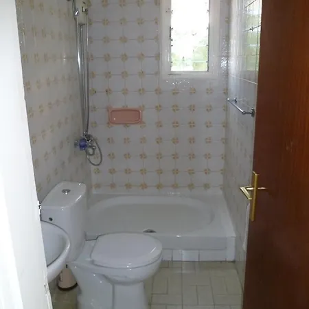 City Center Private Twin Room - Dimofontos Penzion Nikósie