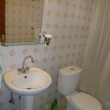 City Center Private Twin Room - Dimofontos Pensjonat Nikozja